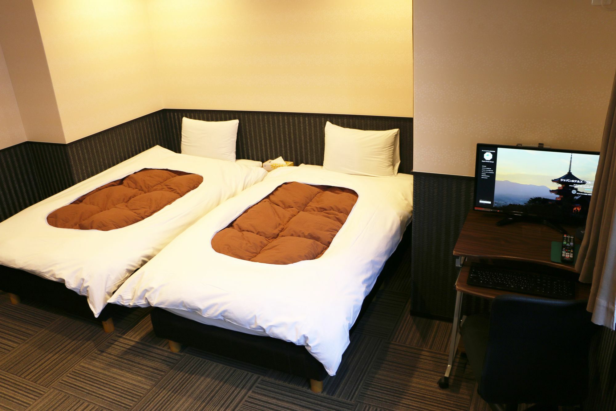 Oyo Japan Hotels Gojo-Muromachi 교토 외부 사진